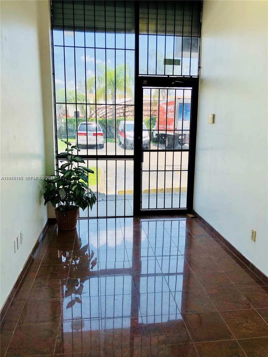 6850 NW 77th Ct # 6850, Medley FL 33166 — 2
