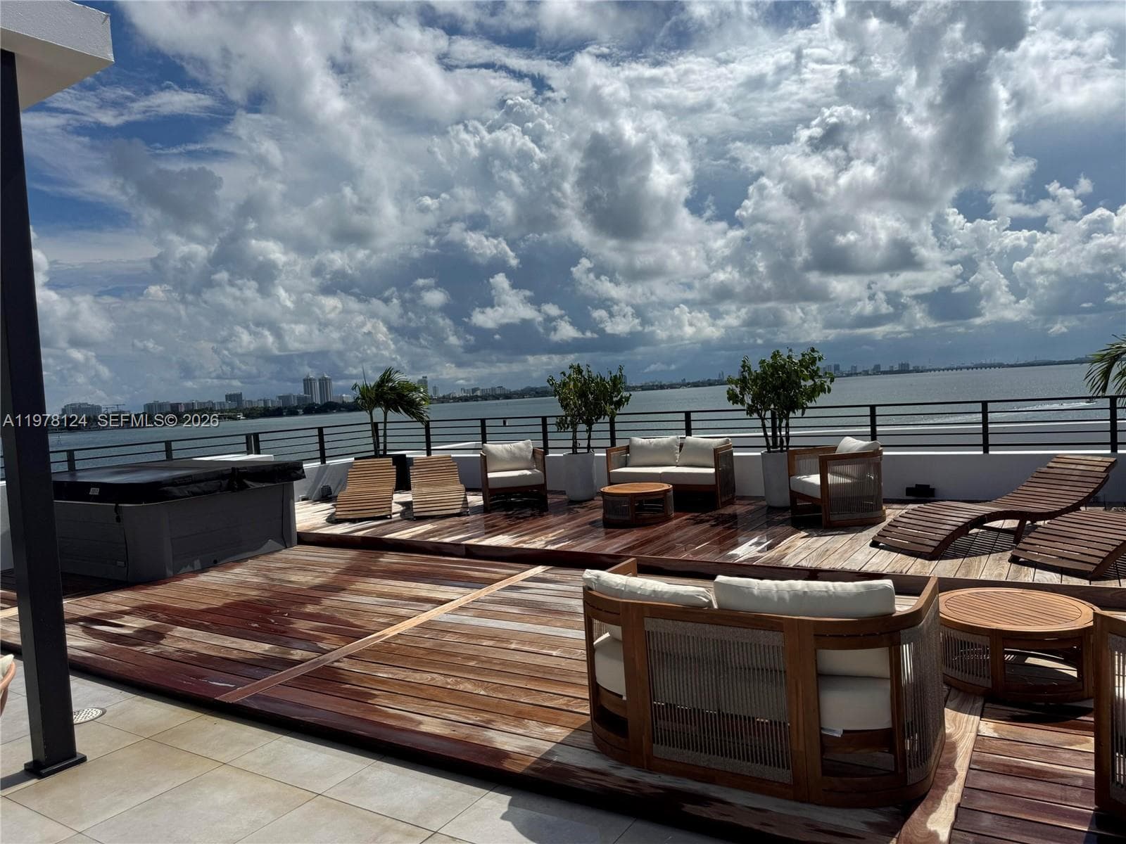 1930 Bay Dr # 4, Miami Beach FL 33141 — 20