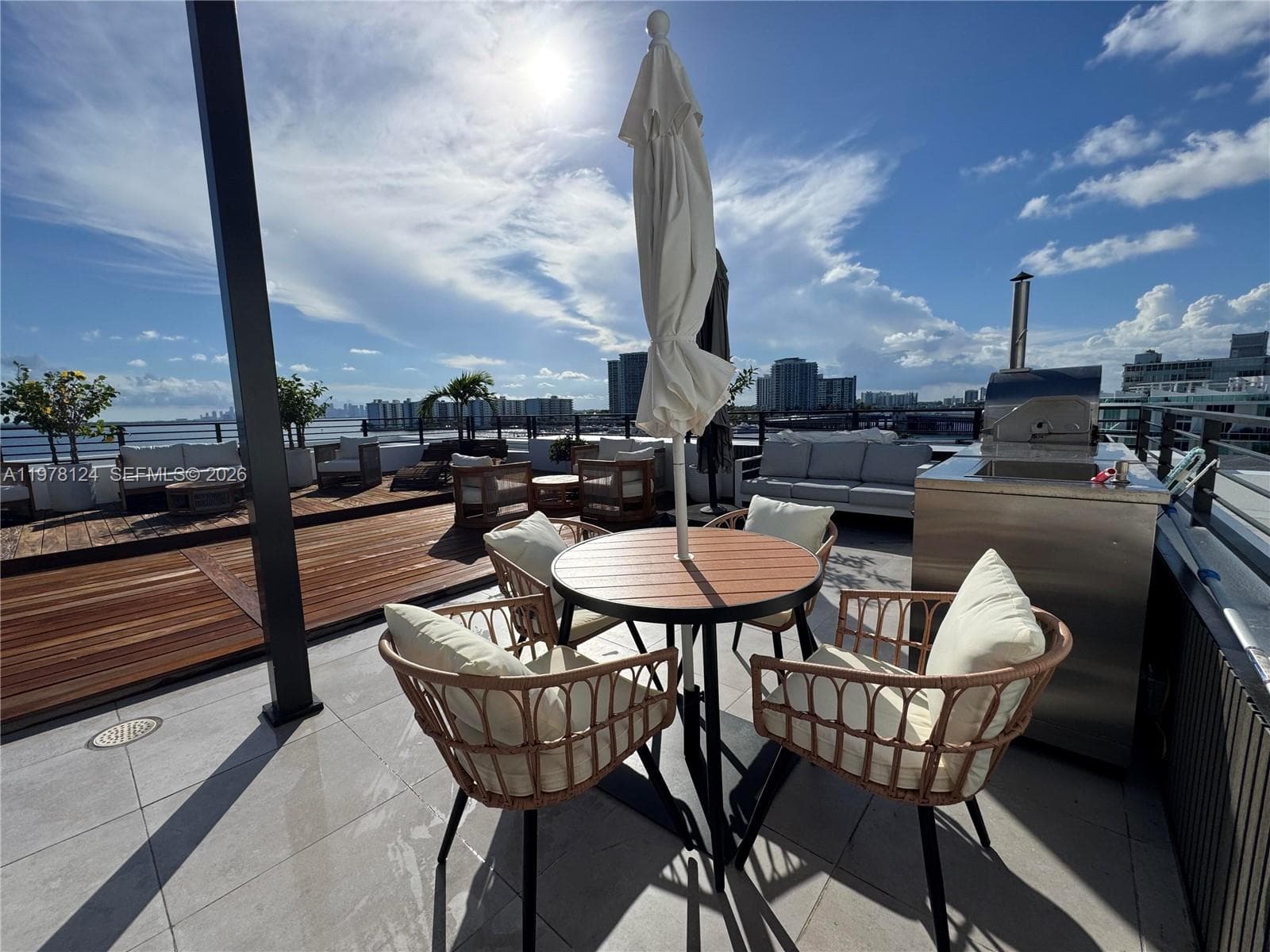 1930 Bay Dr # 4, Miami Beach FL 33141 — 11