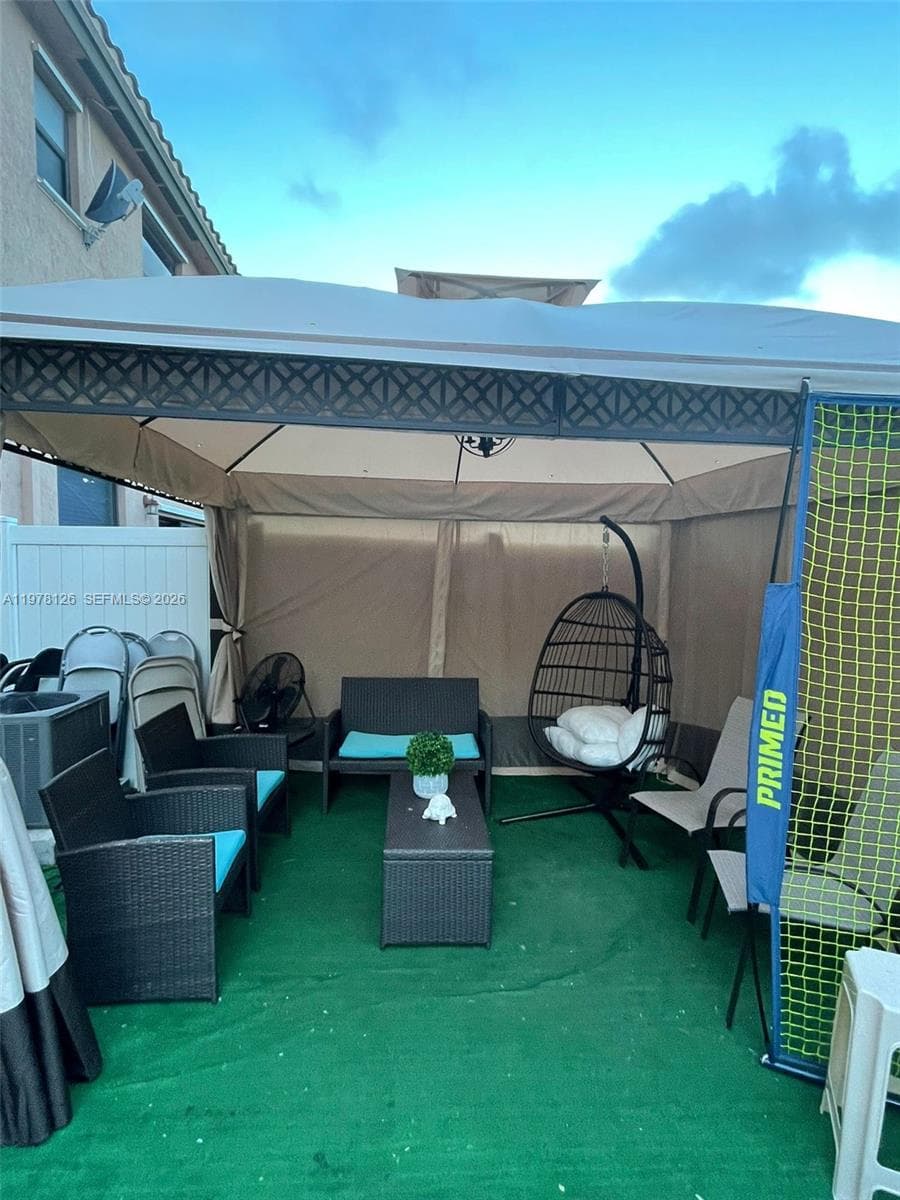 3544 W 88th Ter, Hialeah FL 33018 — 7