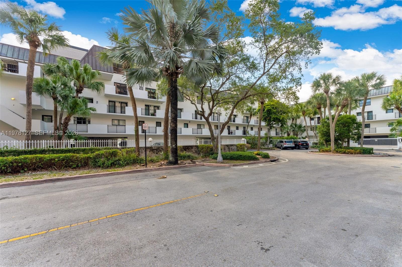 6901 Edgewater Dr # 315, Coral Gables FL 33133 — 22