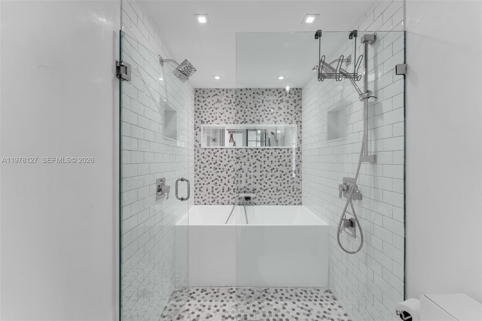 6901 Edgewater Dr # 315, Coral Gables FL 33133 — 20