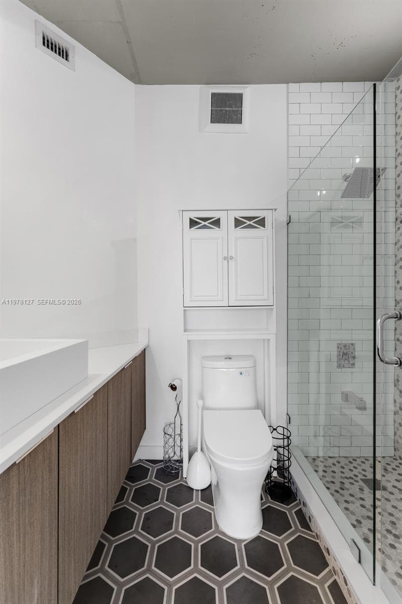 6901 Edgewater Dr # 315, Coral Gables FL 33133 — 14