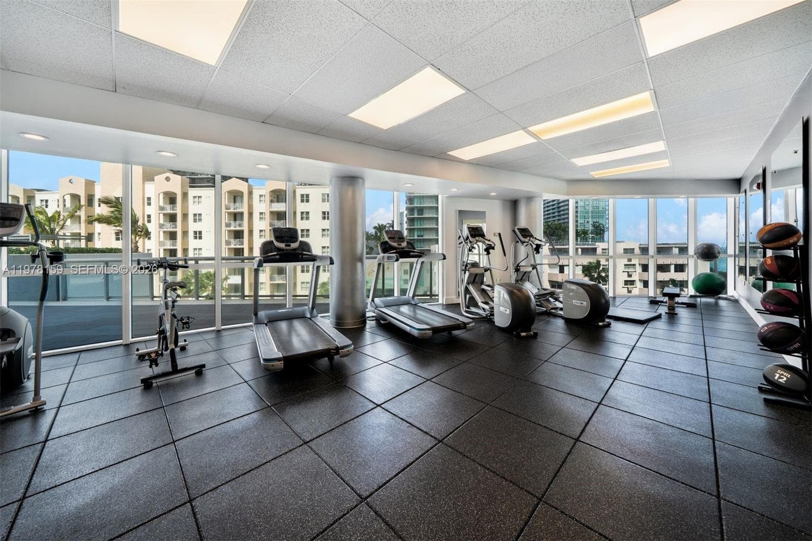 480 NE 30th St # 501, Miami FL 33137 — 31