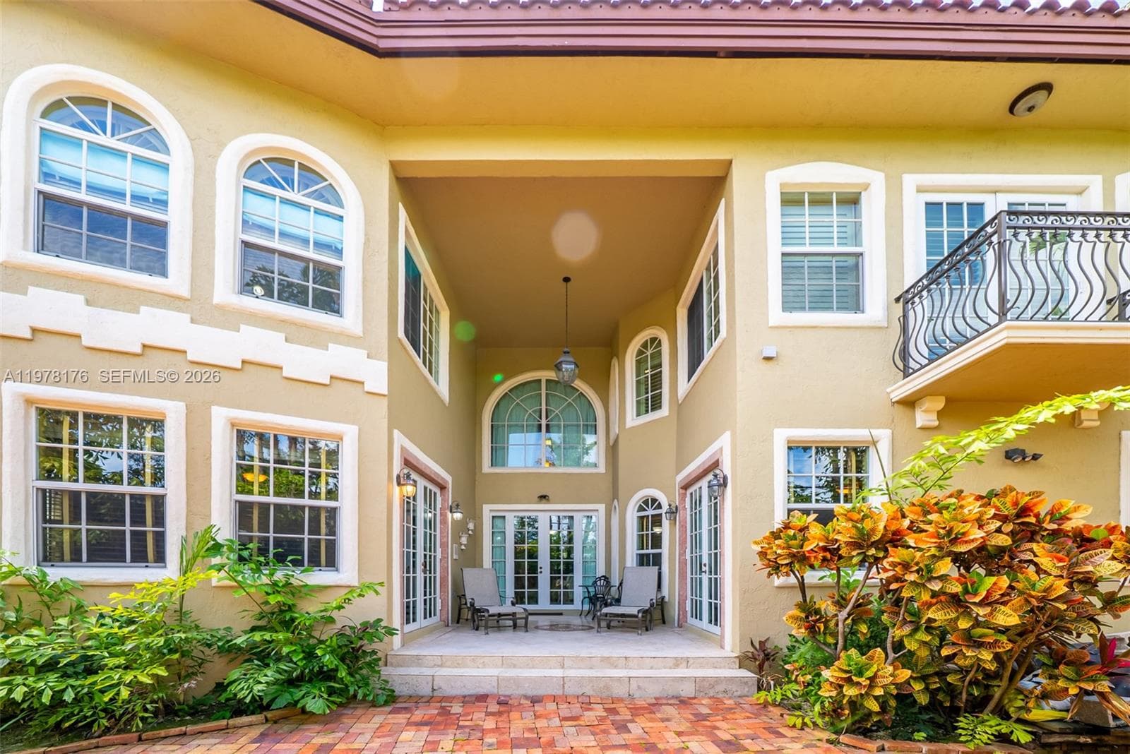 4501 N Bay Rd, Miami Beach FL 33140 — 4