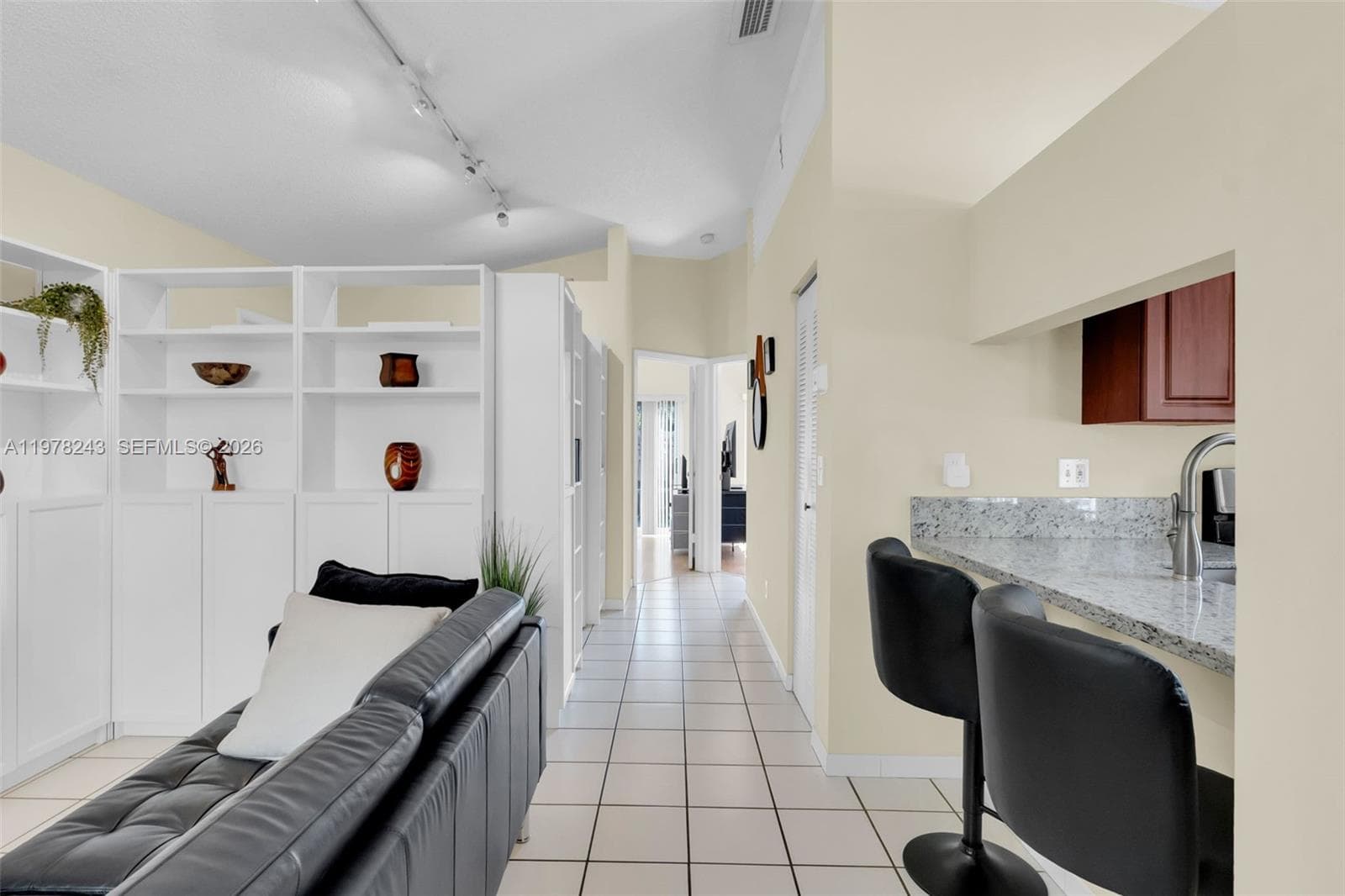 8751 SW 215th Ter, Cutler Bay FL 33189 — 6