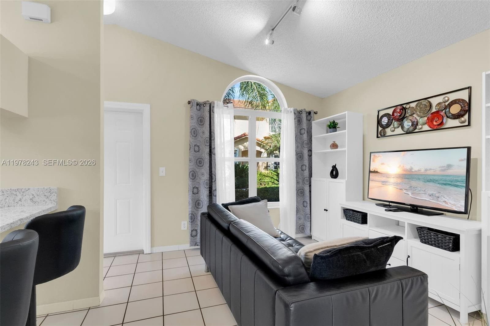 8751 SW 215th Ter, Cutler Bay FL 33189 — 4