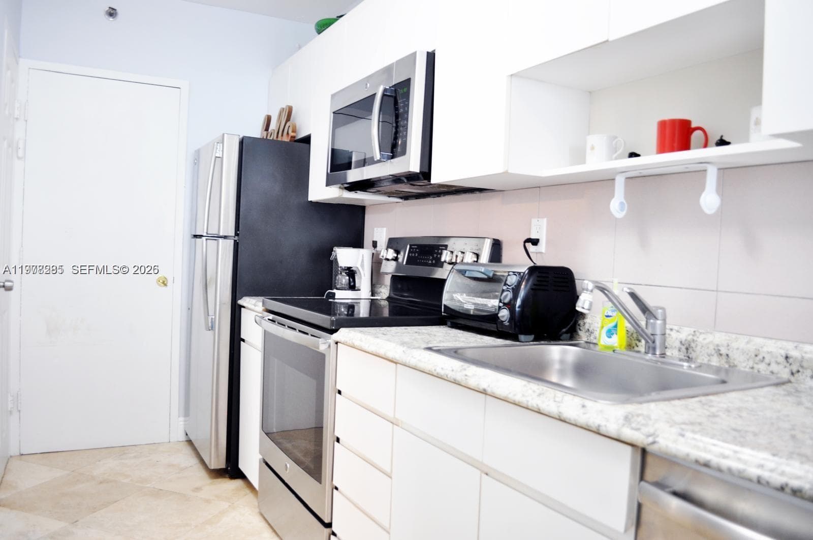 100 Lincoln Rd # 728, Miami Beach FL 33139 — 3