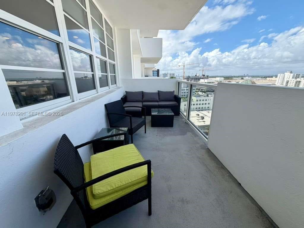 100 Lincoln Rd # 1404, Miami Beach FL 33139 — 10