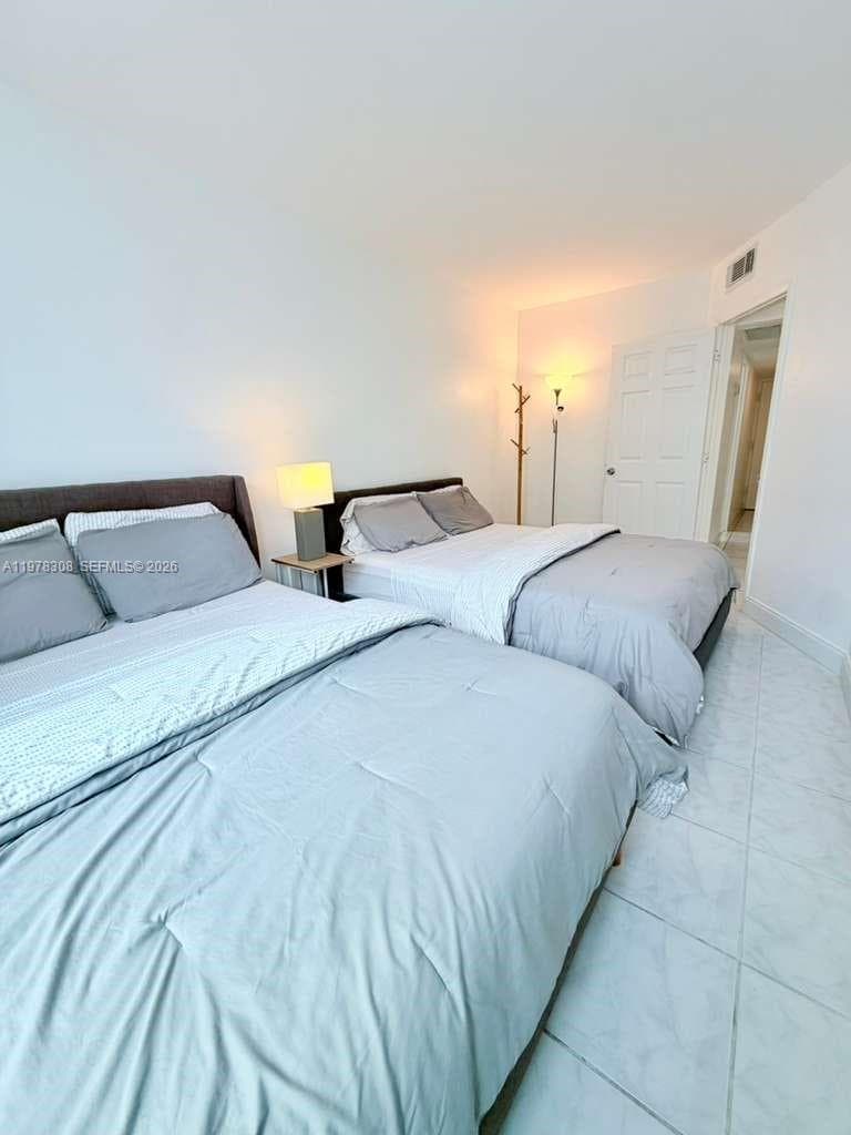 100 Lincoln Rd # 524, Miami Beach FL 33139 — 7