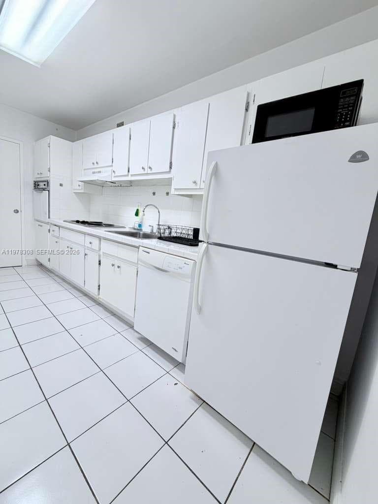 100 Lincoln Rd # 524, Miami Beach FL 33139 — 5