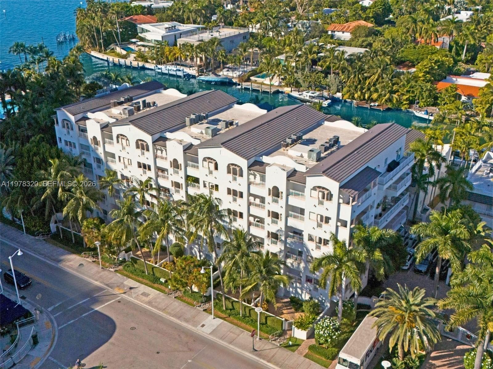 1415 Sunset Harbour Dr # 202, Miami Beach FL 33139 — 2