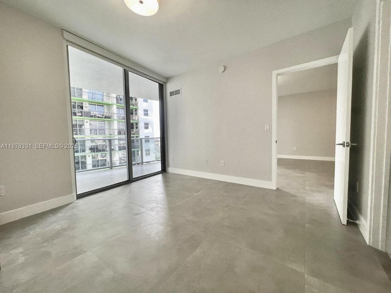 488 NE 18th St # 2302, Miami FL 33132 — 6