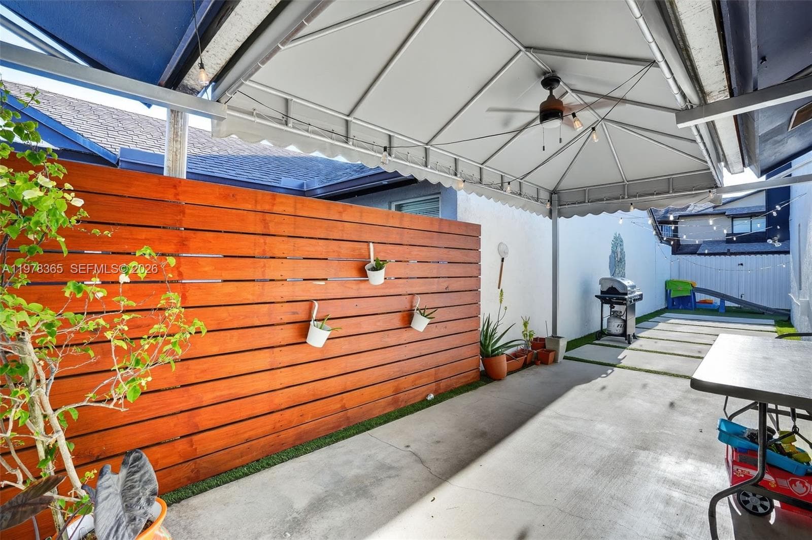 7016 SW 103rd Pl, Miami FL 33173 — 20