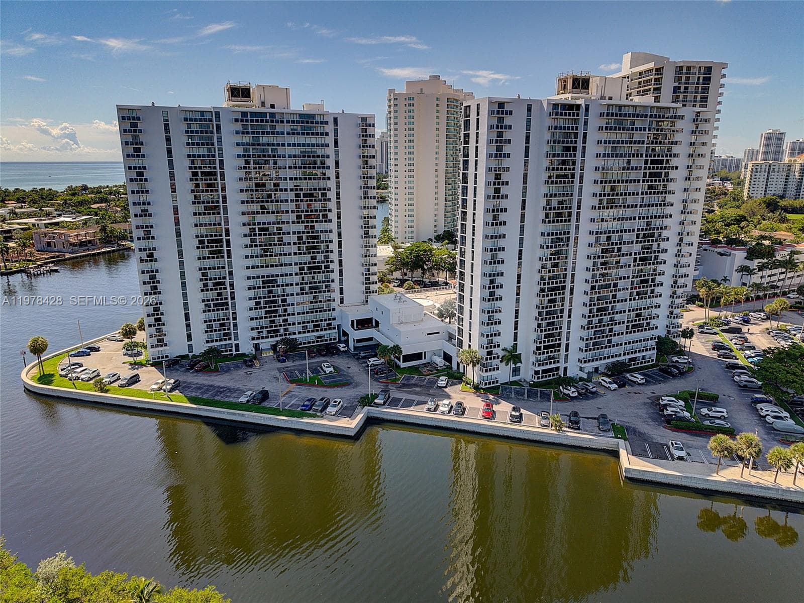 20515 E Country Club Dr # 849, Aventura FL 33180 — 43