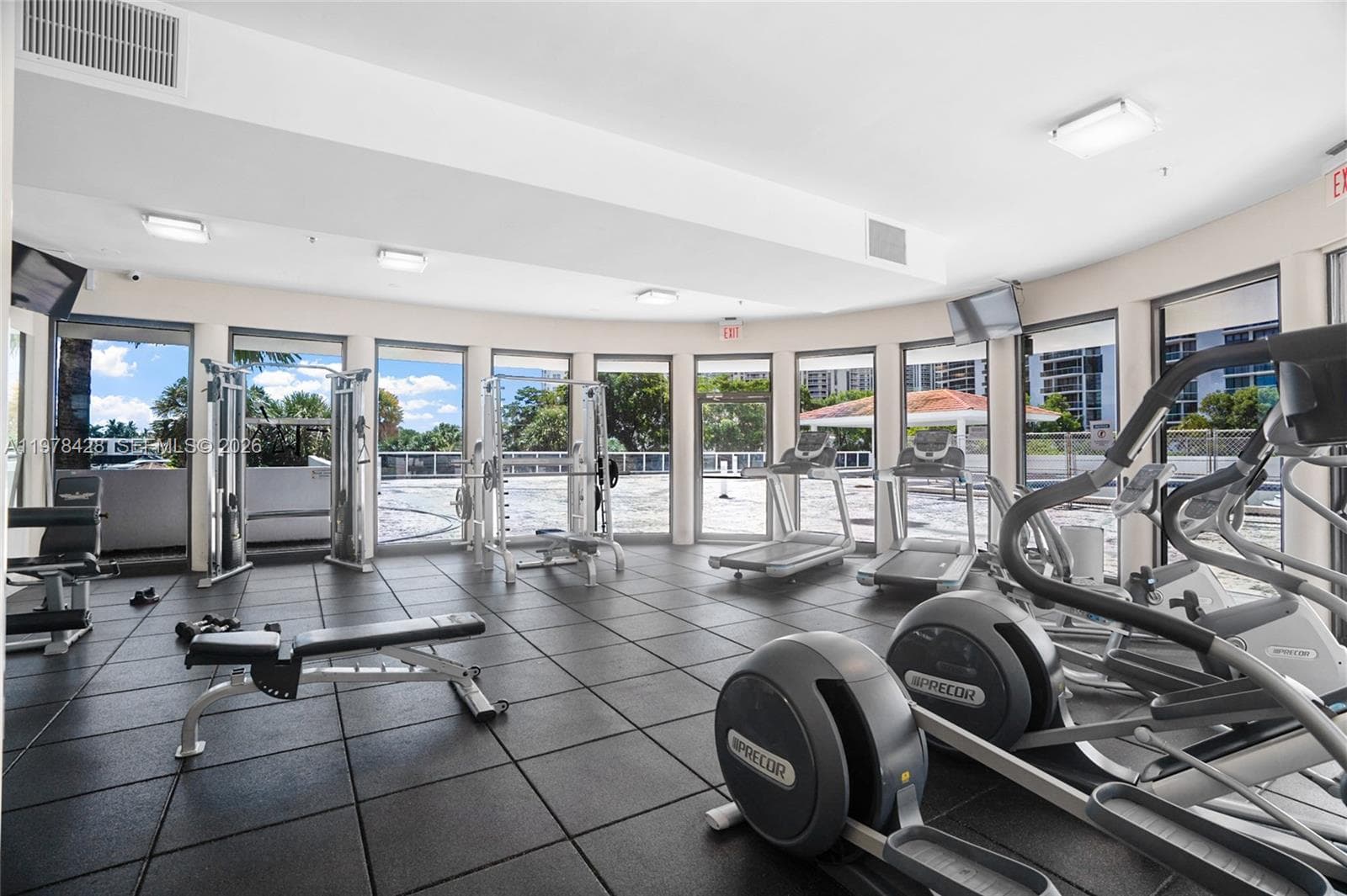 20515 E Country Club Dr # 849, Aventura FL 33180 — 34