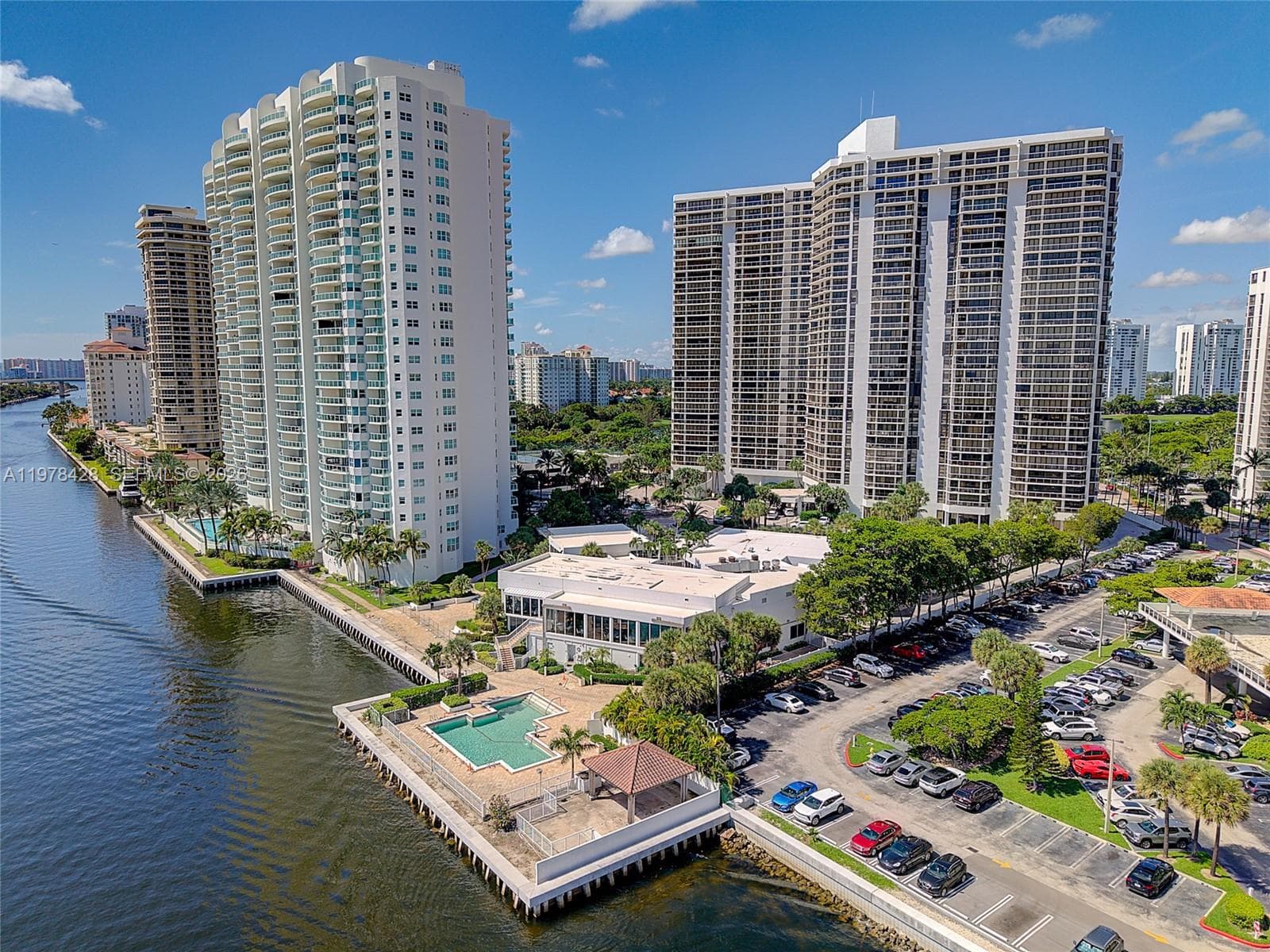 20515 E Country Club Dr # 849, Aventura FL 33180 — 48