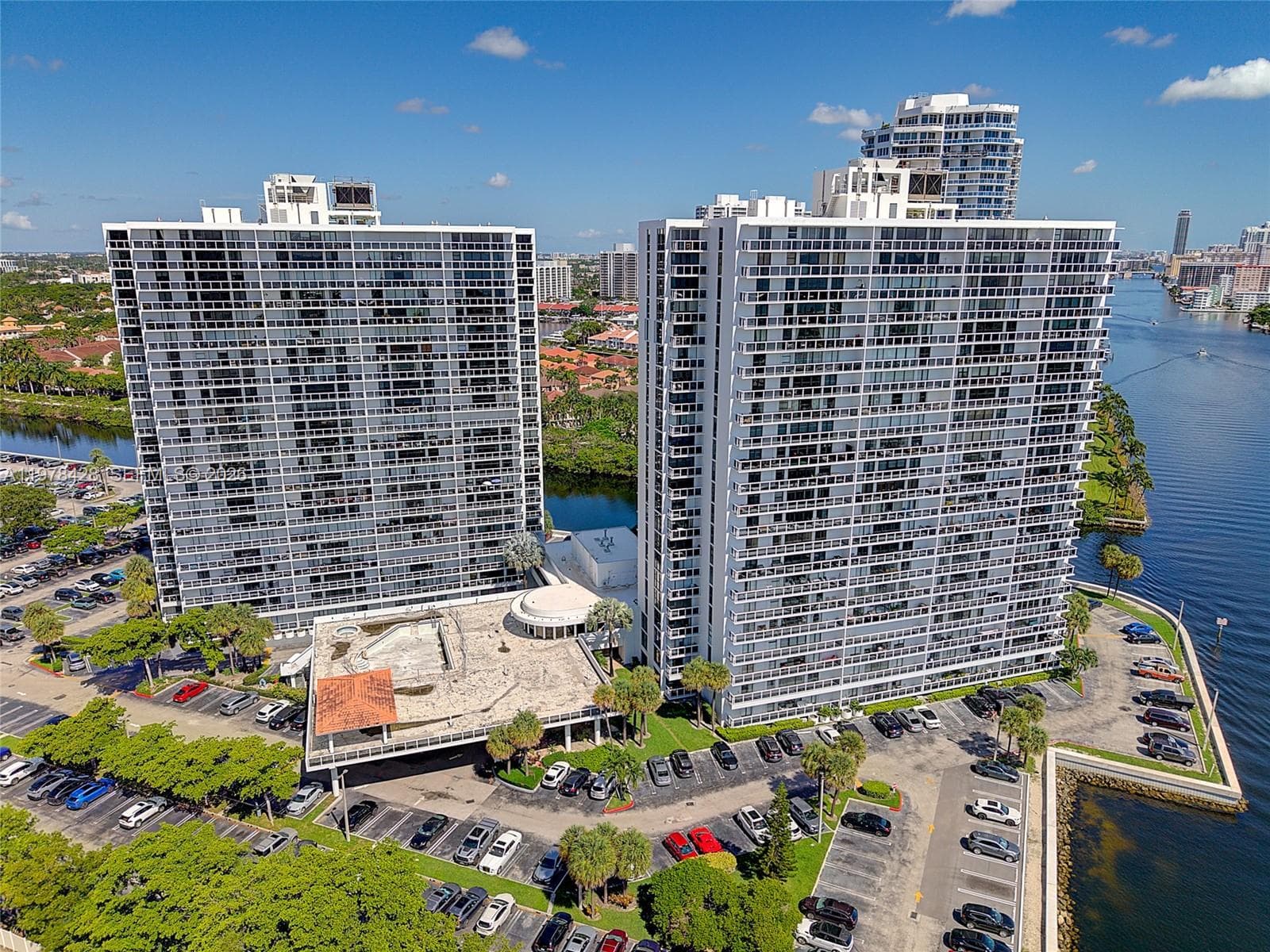 20515 E Country Club Dr # 849, Aventura FL 33180 — 39