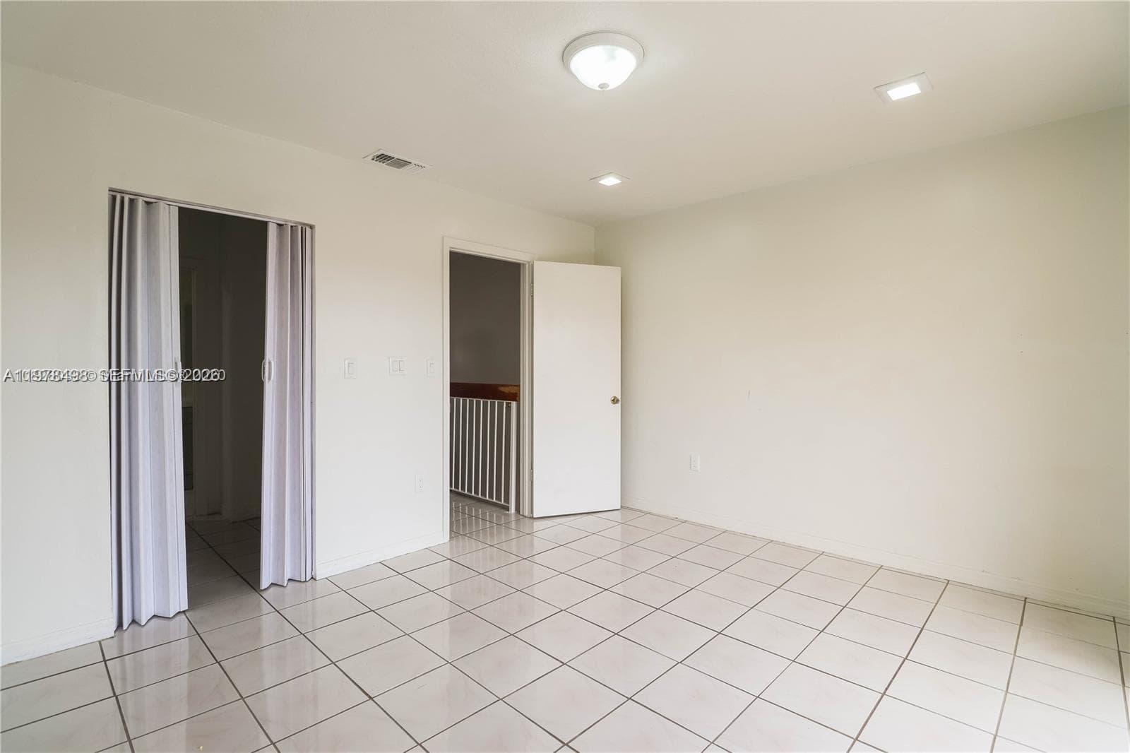 1279 W 51st Pl # 13, Hialeah FL 33012 — 17