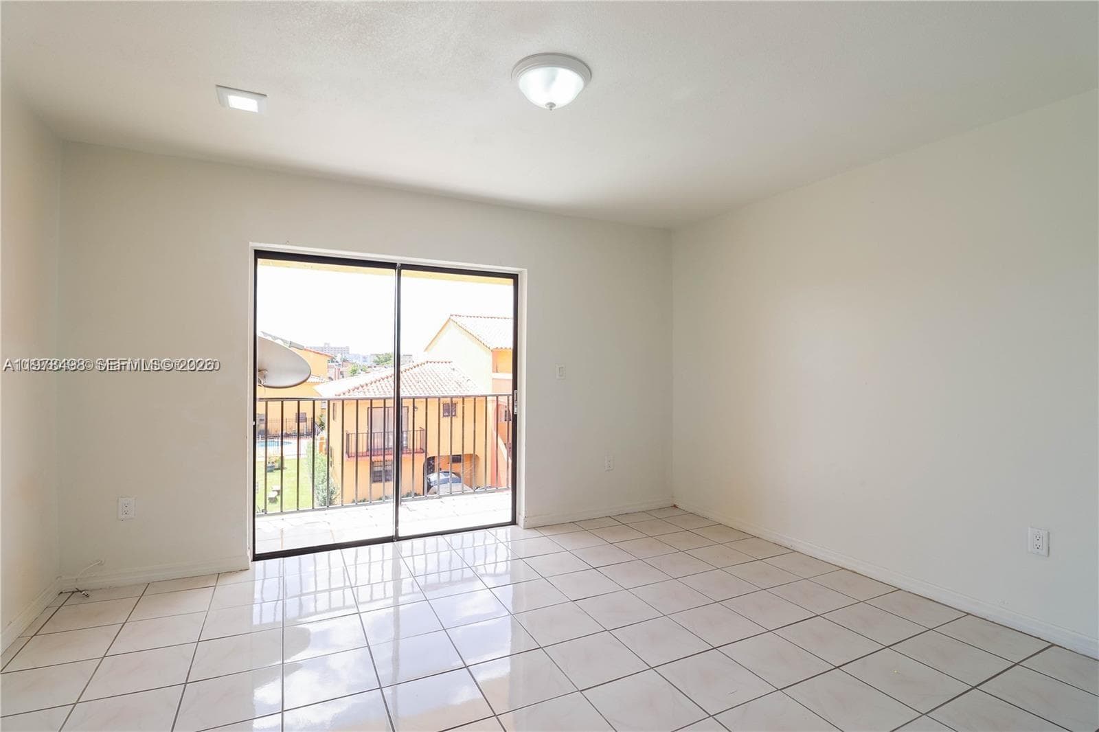 1279 W 51st Pl # 13, Hialeah FL 33012 — 18
