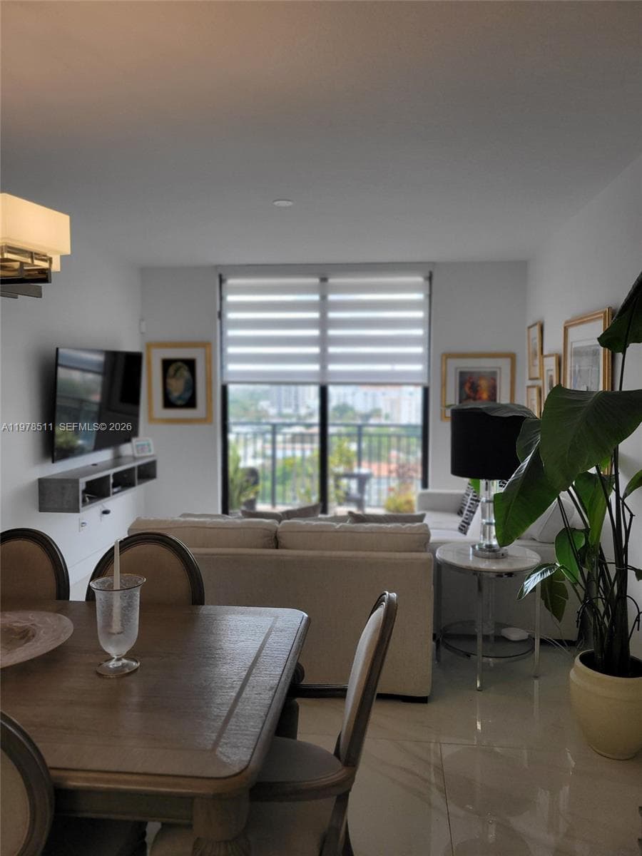 888 S Douglas Rd # 1110, Coral Gables FL 33134 — 13