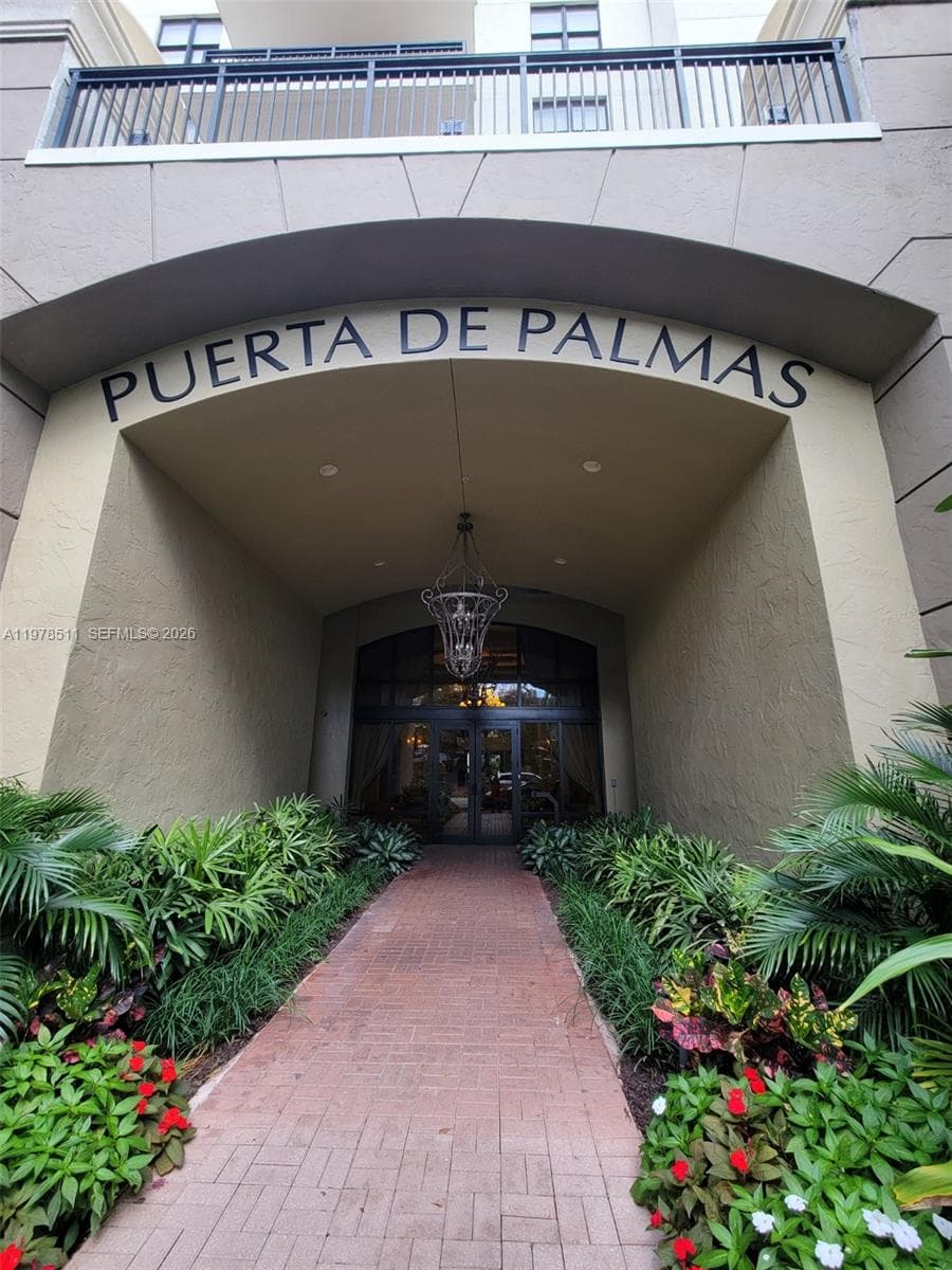888 S Douglas Rd # 1110, Coral Gables FL 33134 — 1