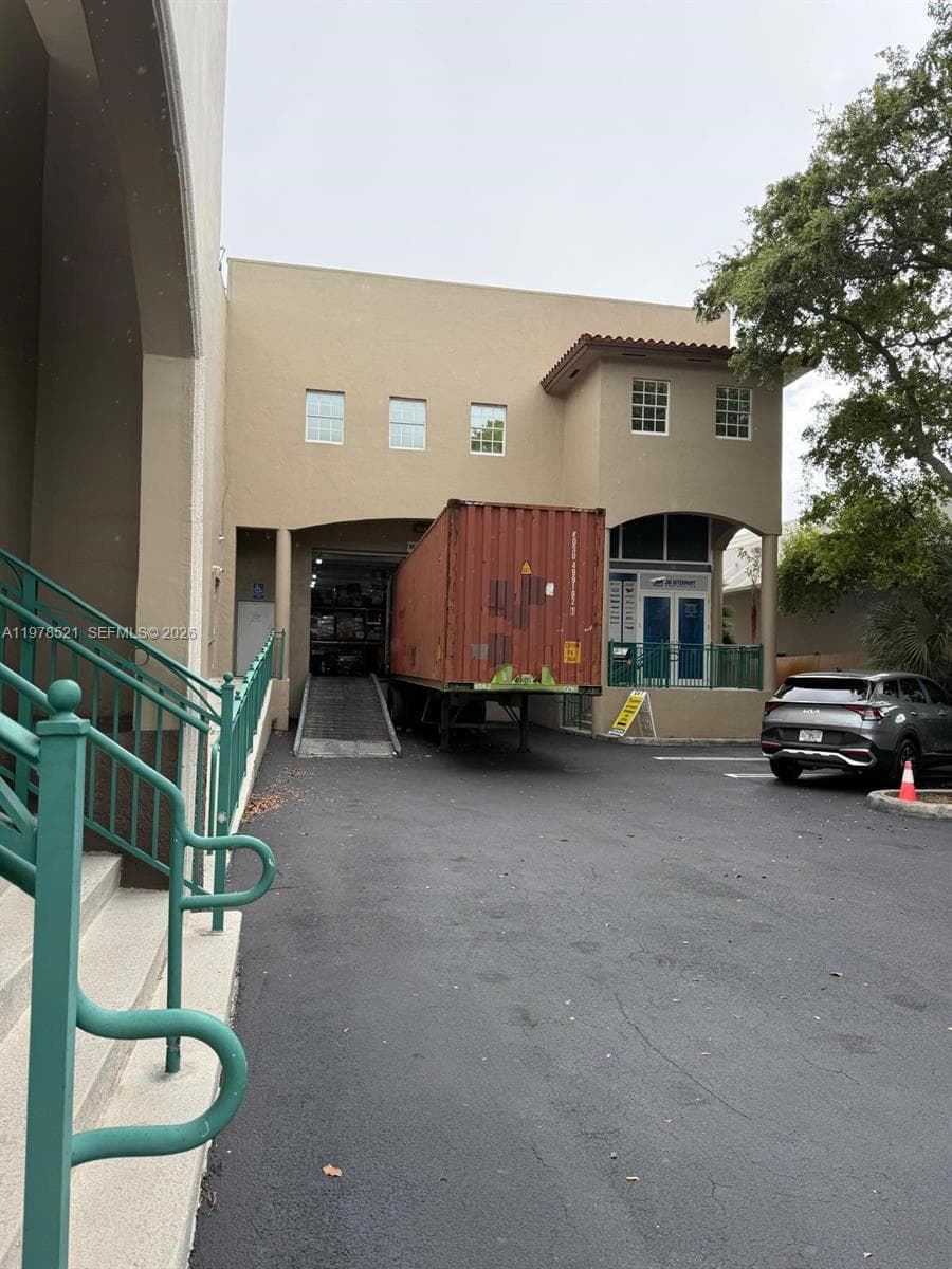10200 NW 25th St # 113, Doral FL 33172 — 3