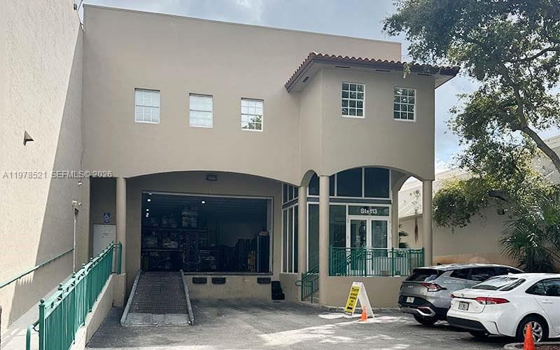 10200 NW 25th St # 113, Doral FL 33172 — 1