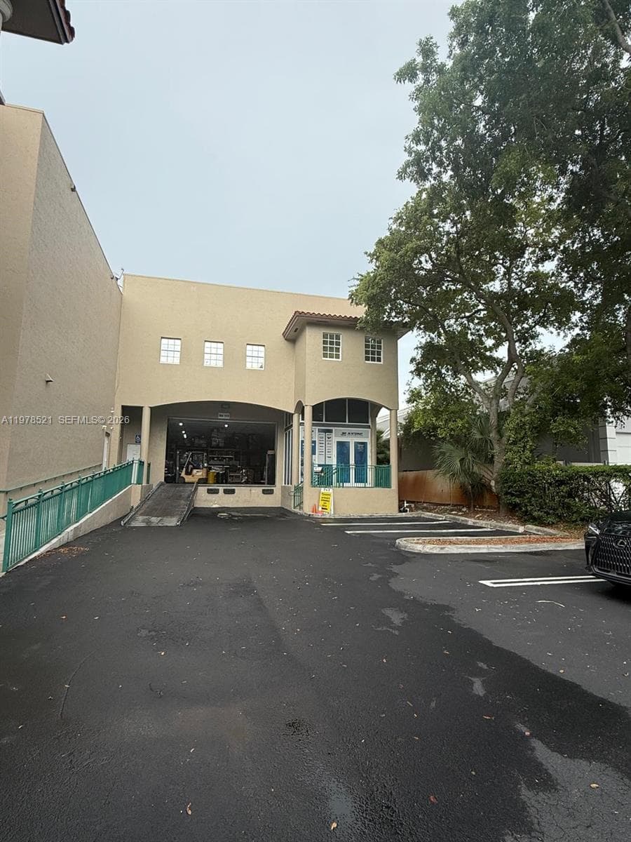 10200 NW 25th St # 113, Doral FL 33172 — 4