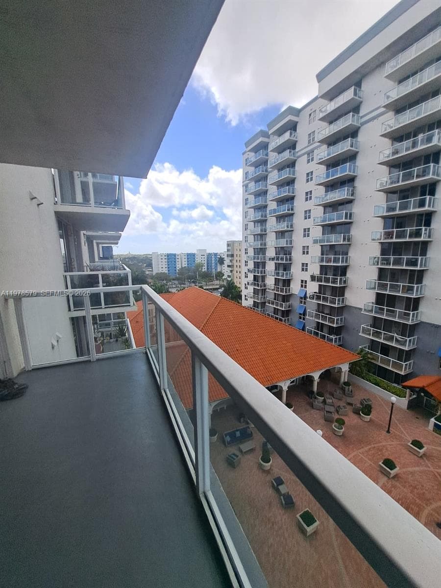 5077 NW 7th St # 912, Miami FL 33126 — 7