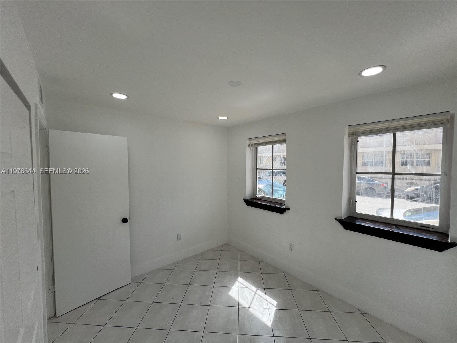 1308 Drexel Ave # 103, Miami Beach FL 33139 — 13