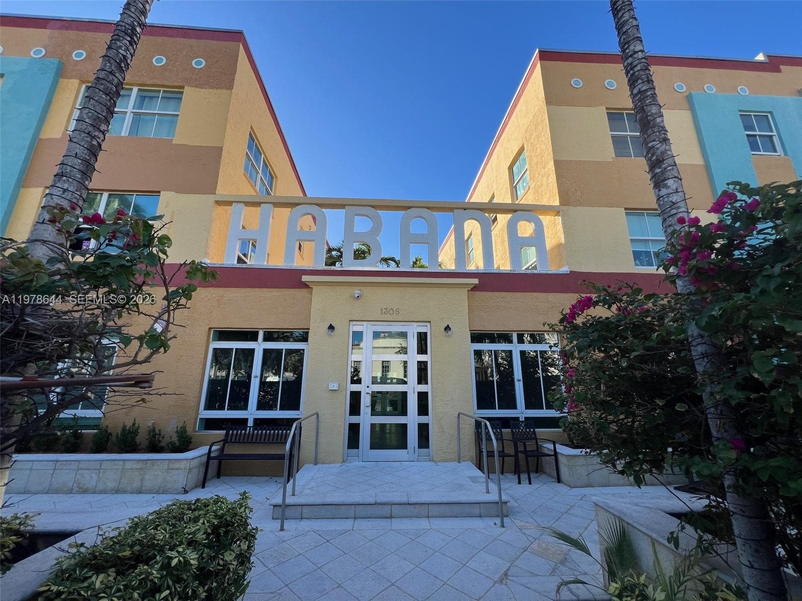 1308 Drexel Ave # 103, Miami Beach FL 33139 — 1