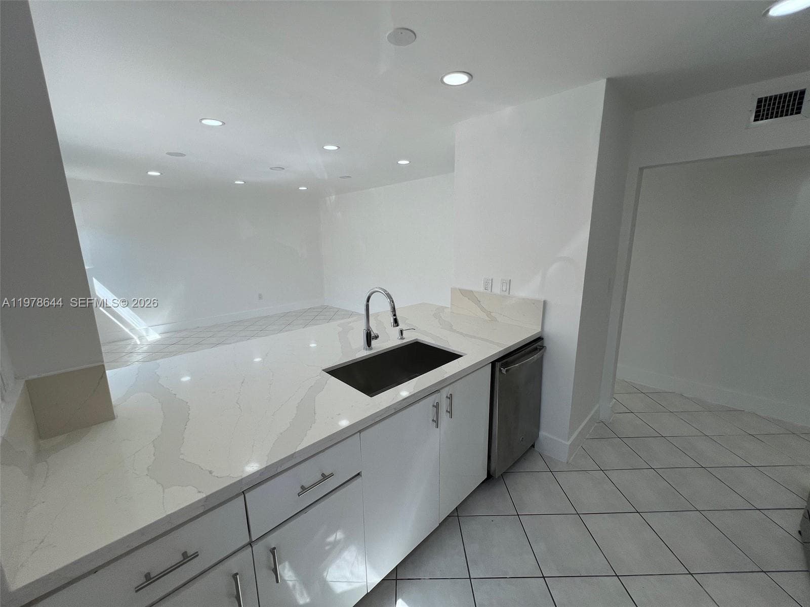 1308 Drexel Ave # 103, Miami Beach FL 33139 — 9