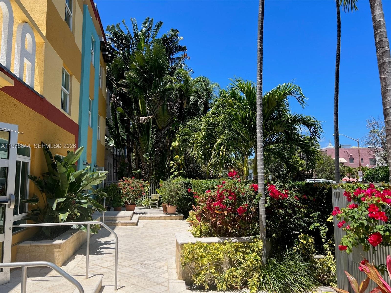 1308 Drexel Ave # 103, Miami Beach FL 33139 — 33