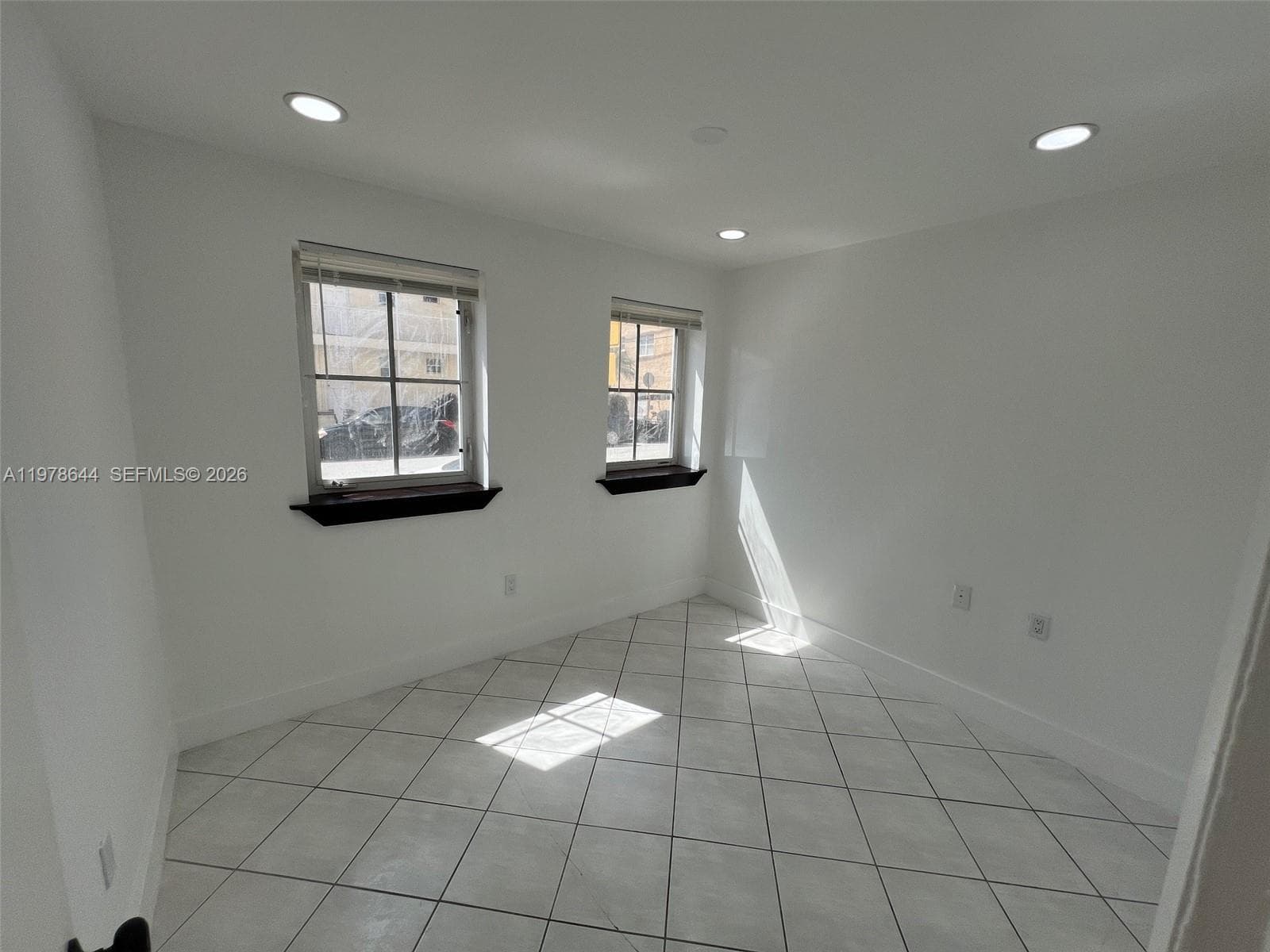 1308 Drexel Ave # 103, Miami Beach FL 33139 — 19