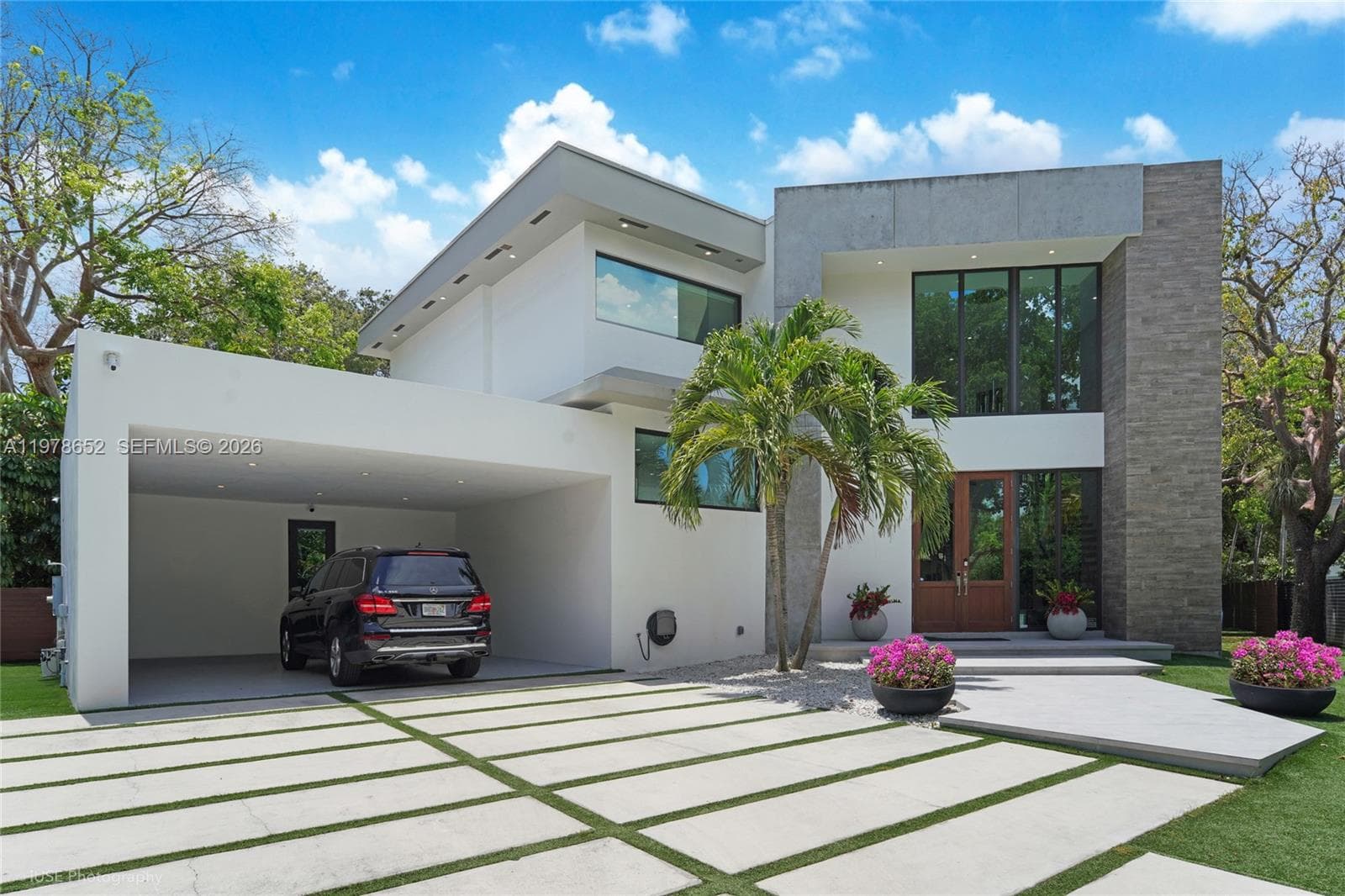 56 Samana Dr, Miami FL 33133 — 1