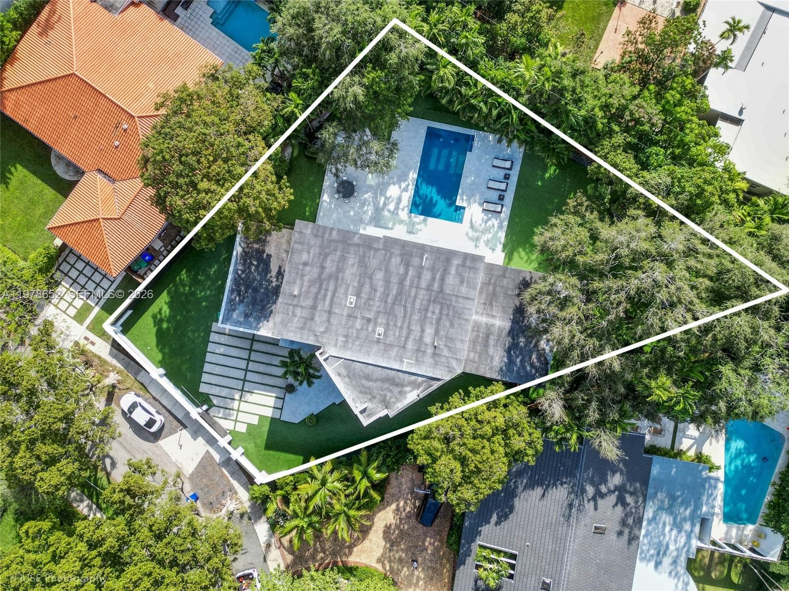 56 Samana Dr, Miami FL 33133 — 30