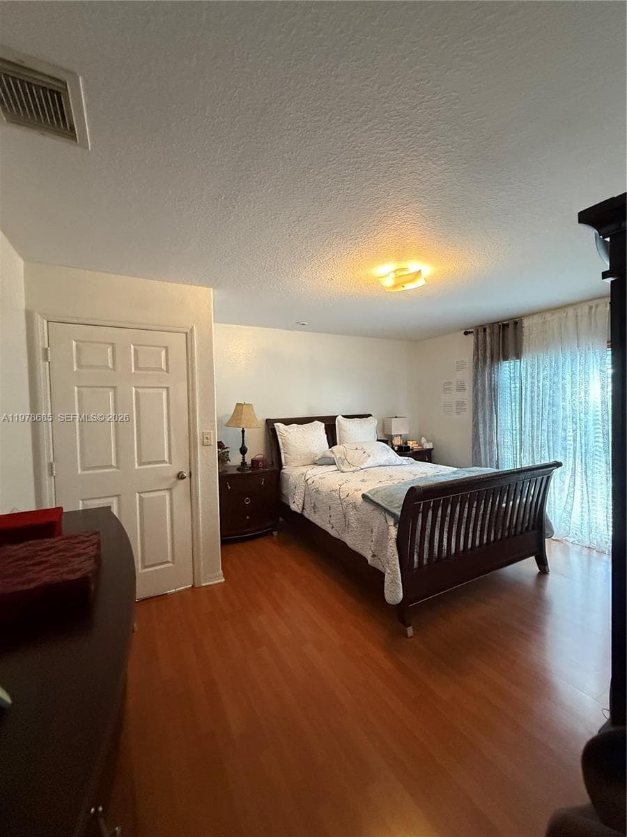5605 NW 109th Ave # 76, Doral FL 33178 — 7
