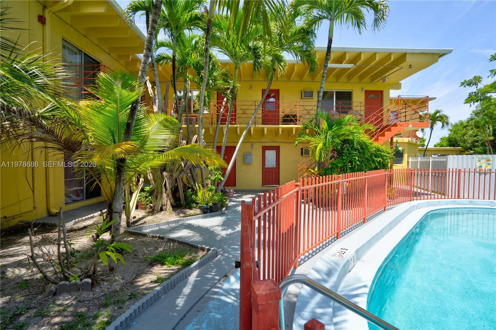 12195 W Dixie Hwy # 6E, North Miami FL 33161 — 9