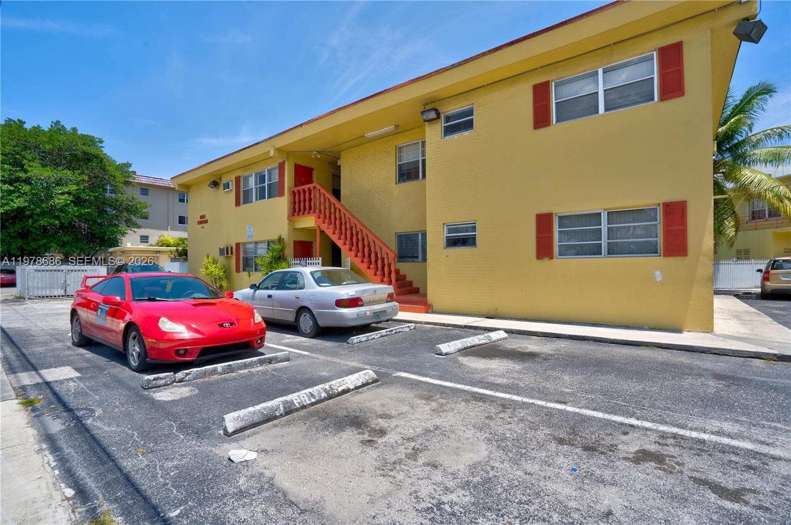 12195 W Dixie Hwy # 6E, North Miami FL 33161 — 11