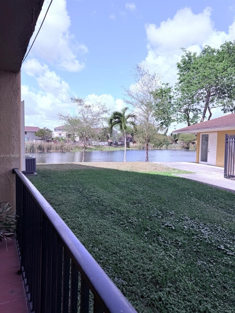 15470 SW 82nd Ln # 316, Miami FL 33193 — 20