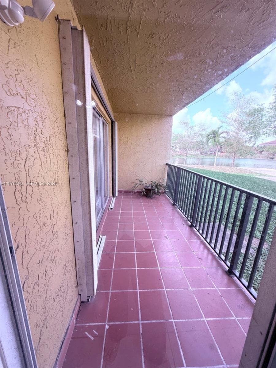 15470 SW 82nd Ln # 316, Miami FL 33193 — 19