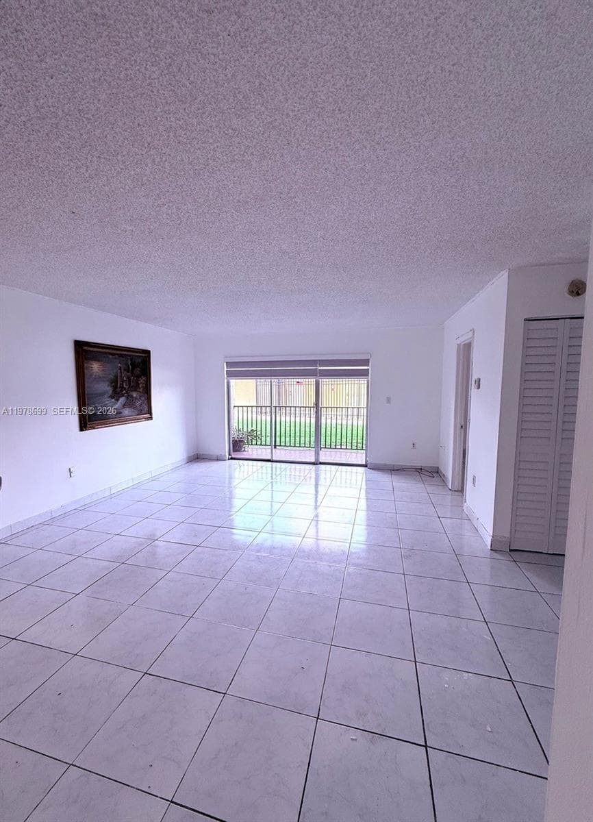 15470 SW 82nd Ln # 316, Miami FL 33193 — 4