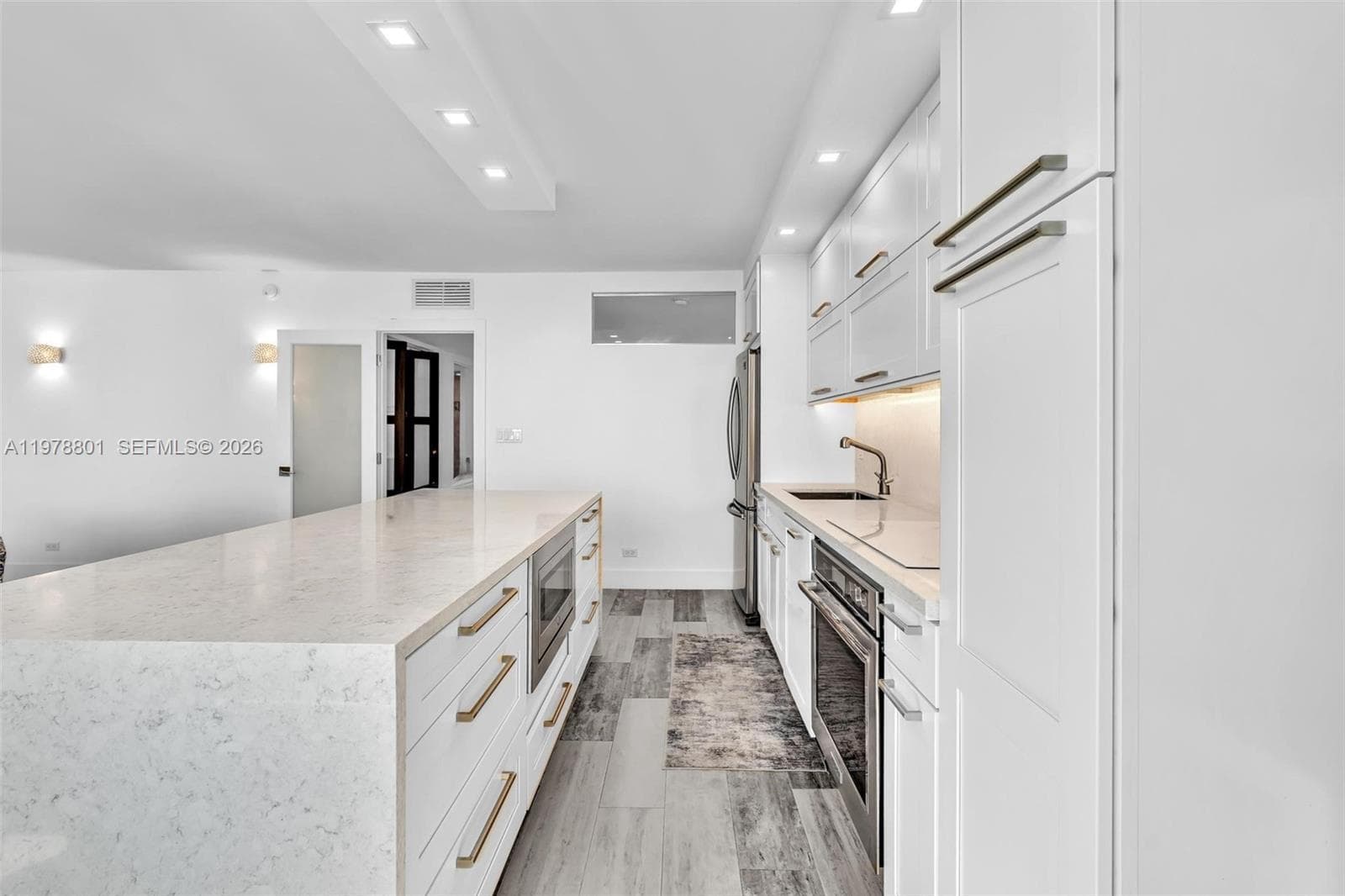 2301 Collins Ave, Miami Beach FL 33139 — 11