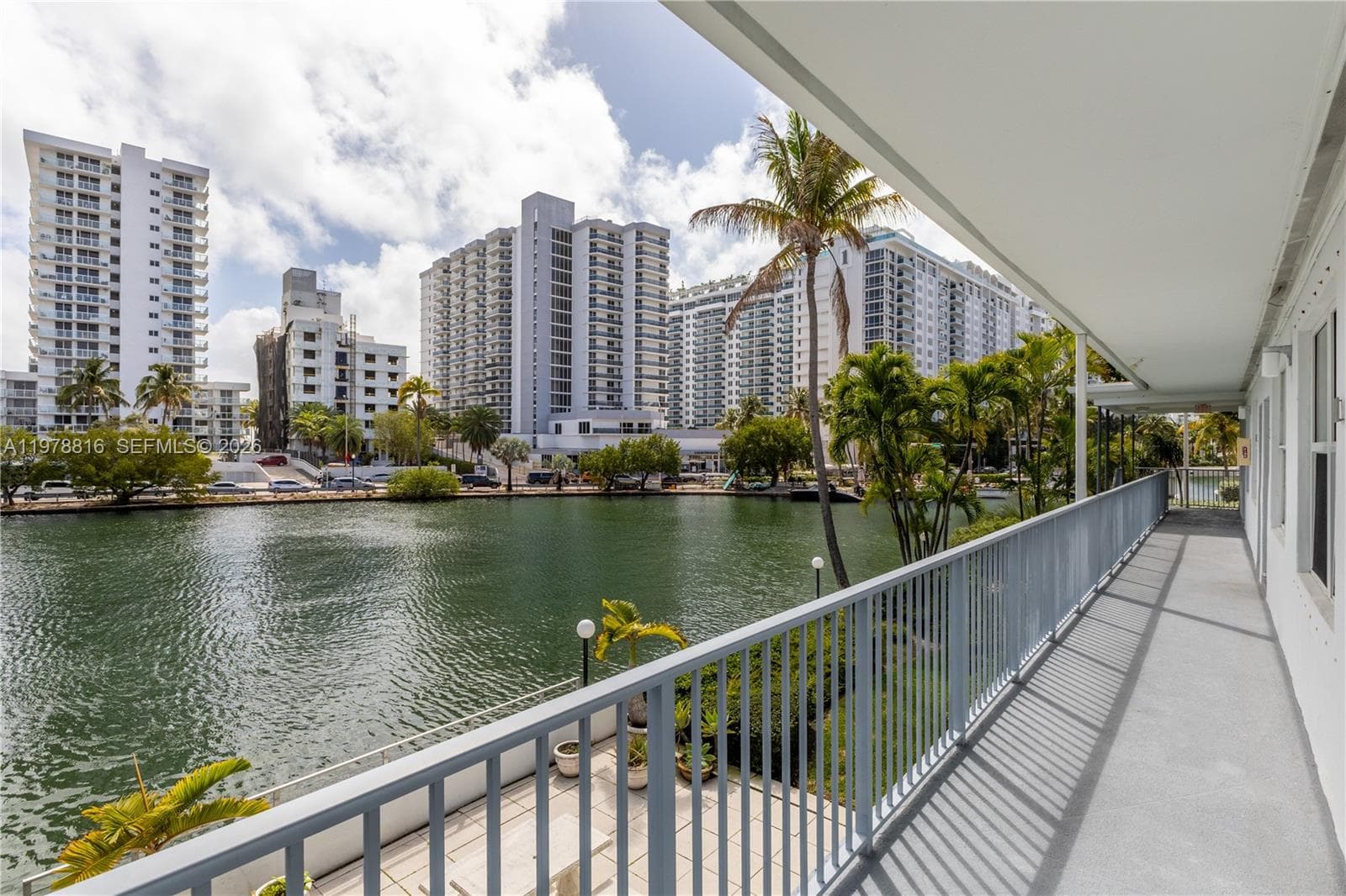 2445 Lake Pancoast Dr # J, Miami Beach FL 33140 — 13