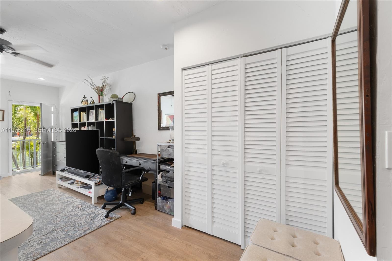 2445 Lake Pancoast Dr # J, Miami Beach FL 33140 — 10