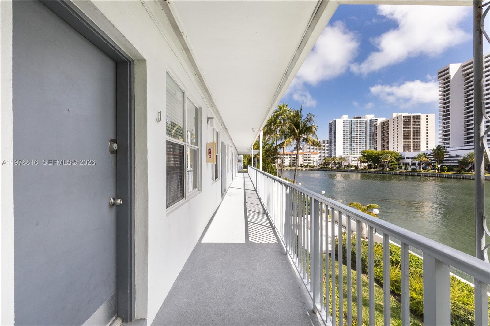 2445 Lake Pancoast Dr # J, Miami Beach FL 33140 — 11