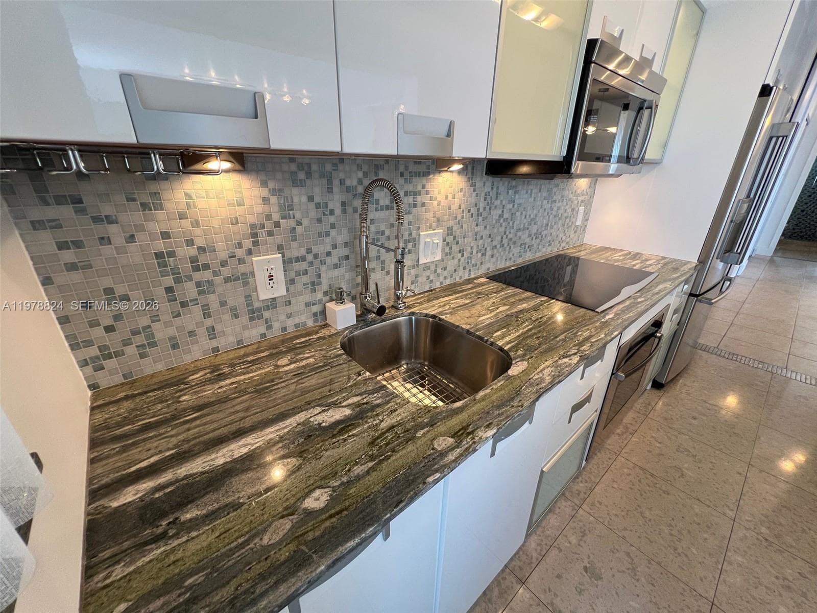 1340 Lincoln Rd # 705, Miami Beach FL 33139 — 1