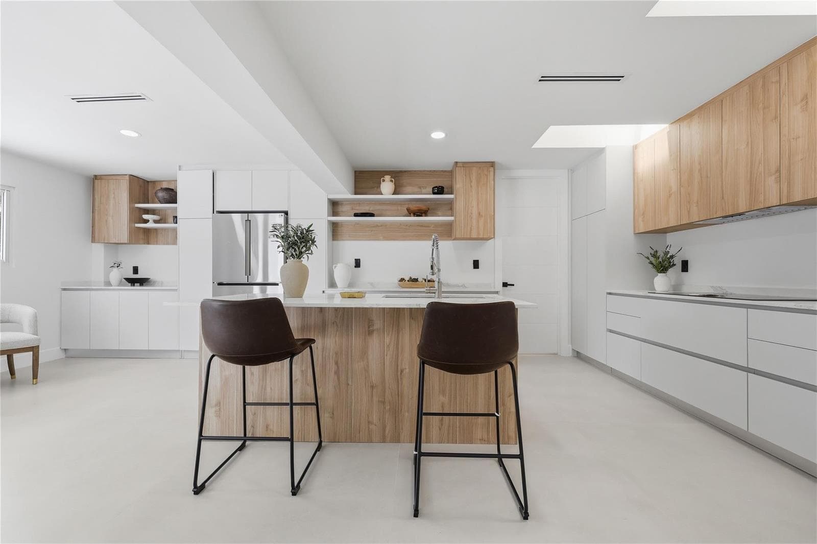1850 NE 197th Terrace, Miami FL 33179 — 12