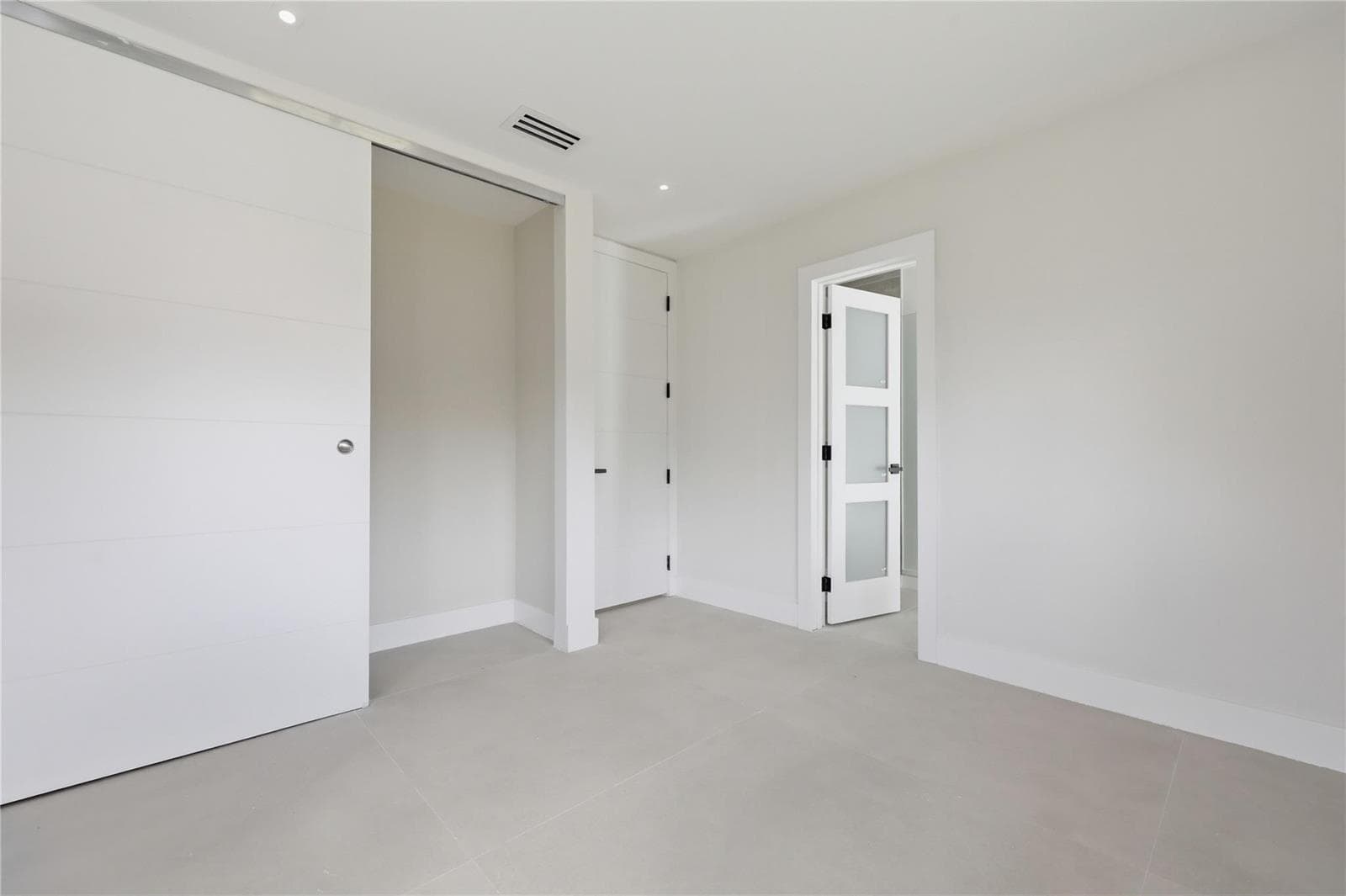 1850 NE 197th Terrace, Miami FL 33179 — 29